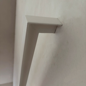 Handgreep gelakt wit L-koker detail