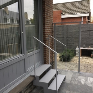 gelakte trapleuning in staal 